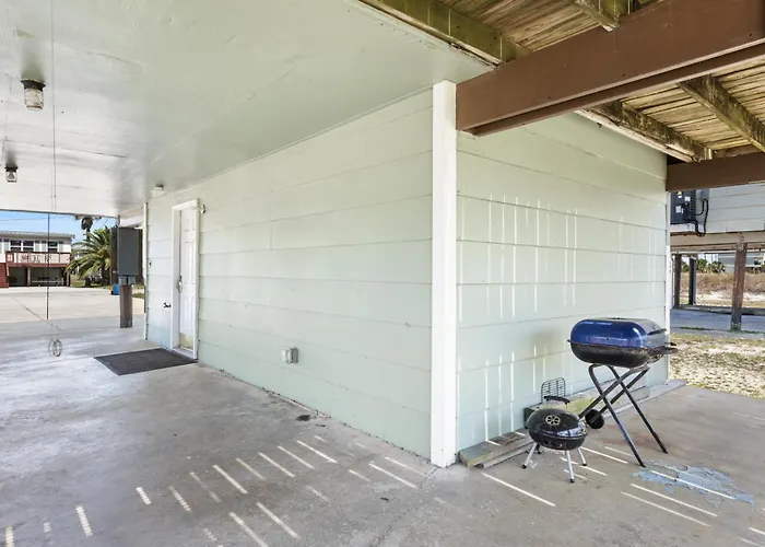 Byron's House * Gulf Shores